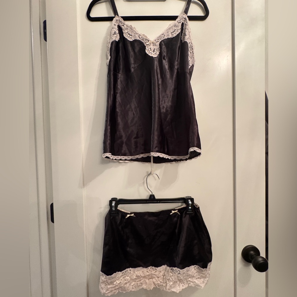 Elegant Black and Pink Lace Trim Sleepwear Set Skirt Cami Lingerie Nightie